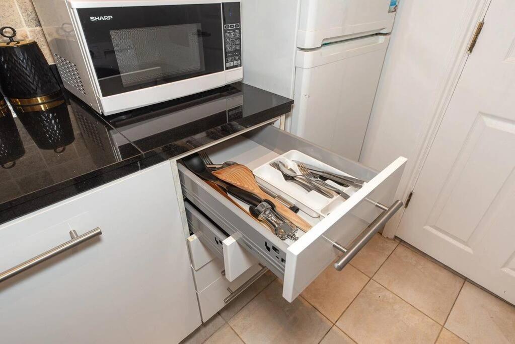 Discover London Central 2 Bedroom In Kensington Εξωτερικό φωτογραφία